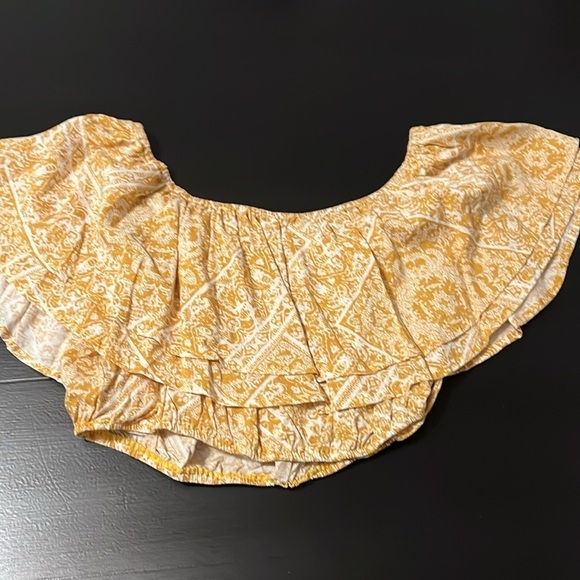 Altar’d State crop top - Picture 4 of 5